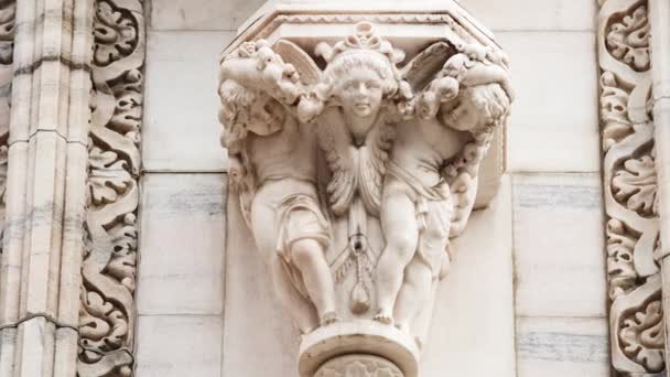 Beautiful Duomo Milano Close White Marble Stone Sculptures Statues Exterior — Stock Video
