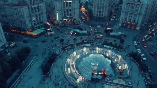 Brunnen Auf Dem Unabhängigkeitsplatz Oder Maidan Nezalezhnosti Der Nacht Kyiv — Stockvideo