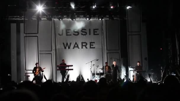 Moscow February 2015 Popular British Singer Jessie Ware Singing Her — Stock Video