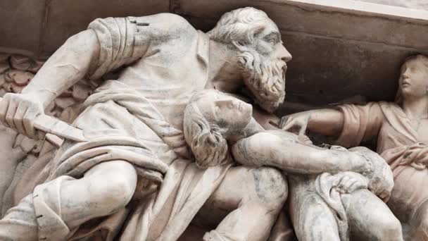Vacker Duomo Milano Nära Håll Vit Marmor Sten Skulpturer Och — Stockvideo
