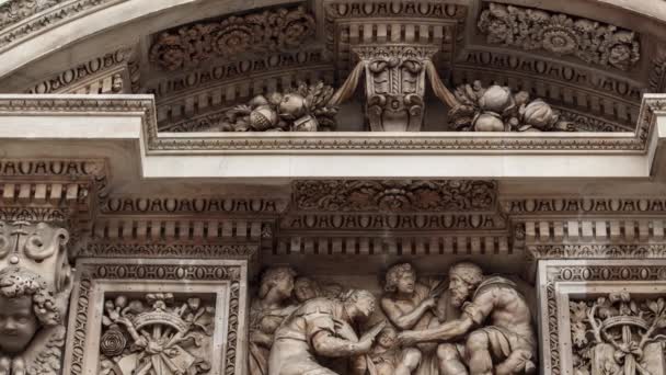 Mooie Duomo Milano Close Witte Marmeren Stenen Sculpturen Beelden Exterieur — Stockvideo