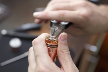 Vape mağazasında vaping cihazı bakım ve onarımları