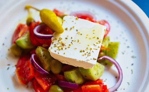 Вкусный Греческий Салат Приготовленный Натуральных Ингредиентов Здорового Питания Программы Кето — стоковое фото