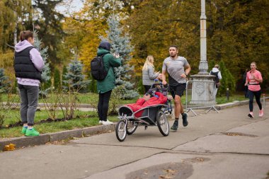 Ukrayna yardım maratonu Nova Poshta tarafından düzenlenen 