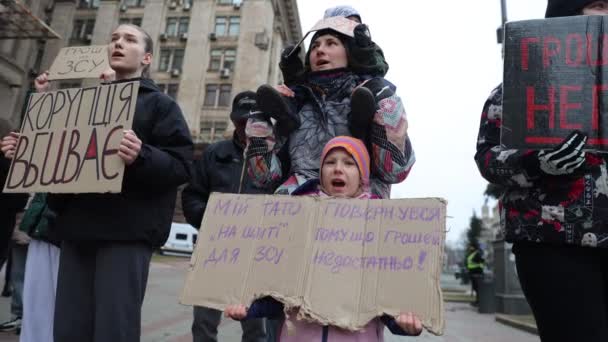 Little Girl Holds Banner Father Died War Because Low Military — Stock Video