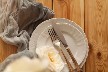 Akşam yemeği için servis.