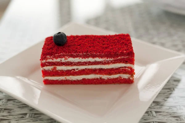 Piece Red Velvet Cake White Plate — Stock Photo, Image