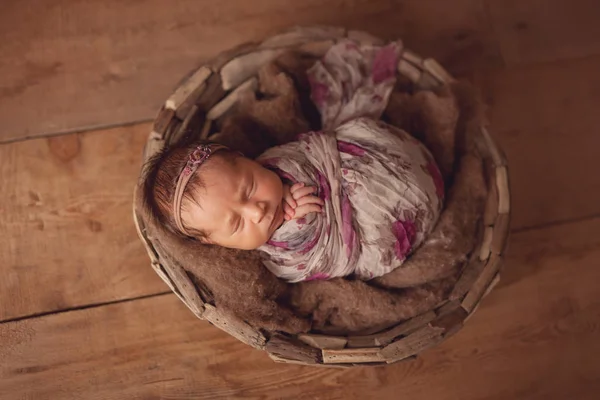 Schattig Pasgeboren Dag Oude Baby Meisje — Stockfoto