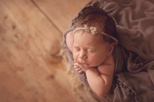 Schattig Pasgeboren Dag Oude Baby Meisje — Stockfoto