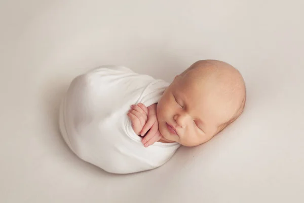 Niño Recién Nacido Dormido Días —  Fotos de Stock