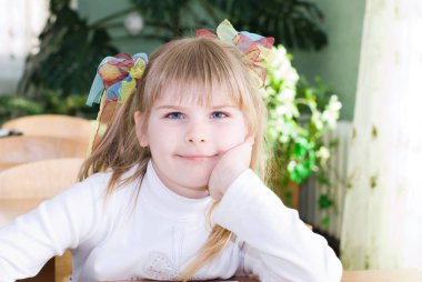 Eğitim - Sınıftaki Okul Öğrencileri