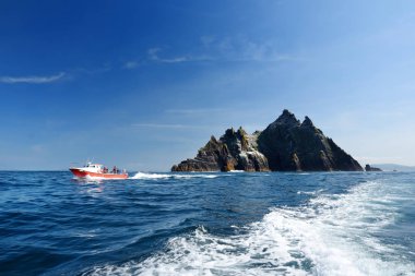 Küçük Skellig Adası ve römorkör, County Kerry, Ireland