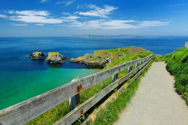 Pad Naar Carrick Rede Touwbrug Noord Ierland — Stockfoto