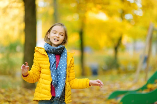 Cute Little Girl Having Fun Beautiful Autumn Day Happy Child — Stock Photo, Image