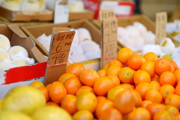 Venta Frutas Verduras Puesto Productos Acera Distrito Chinatown Ciudad Nueva —  Fotos de Stock
