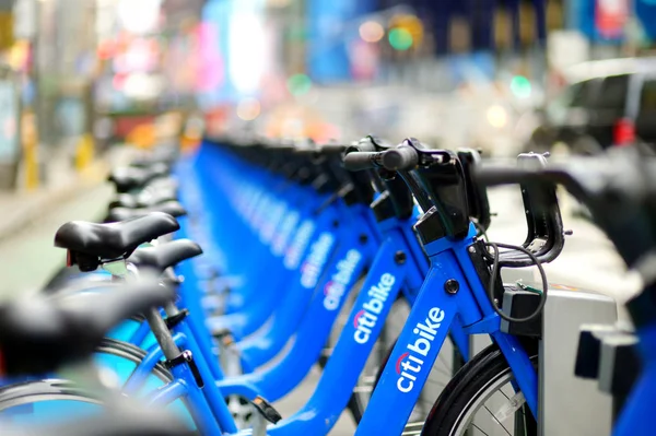 Nueva York Marzo 2015 Fila Bicicletas Alquiler Ciudad Estación Atraque — Foto de Stock