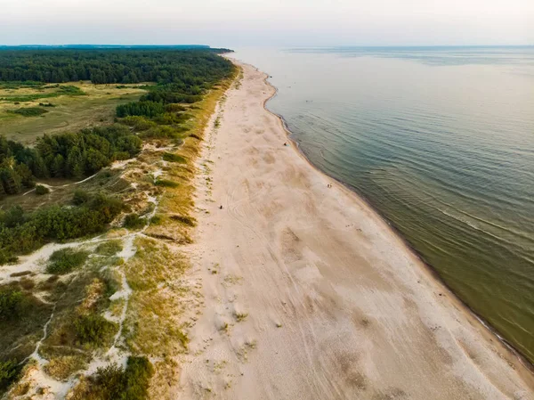 Widok Lotu Ptaka Linii Brzegu Morza Bałtyckiego Pobliżu Miasta Klaipeda — Zdjęcie stockowe