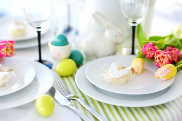 Beautiful Table Setting Crockery Flowers Easter Celebration Glassware Cutlery Catered — Stock Photo, Image