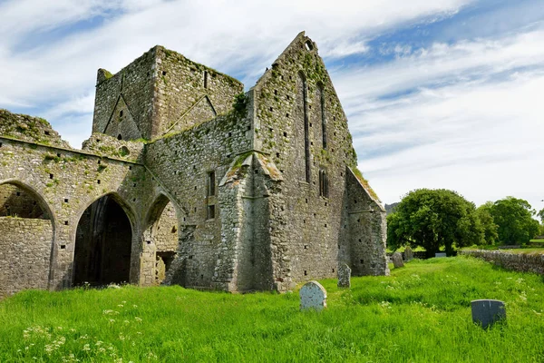 Hore Abbey, ruined Cistercian monastery near the Rock of Cashel, Ireland — Stock Photo, Image