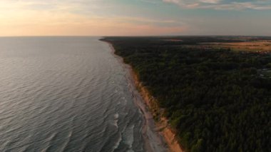 Dutchmans Cap havadan görünümü, Litvanya sahil en yüksek scarp