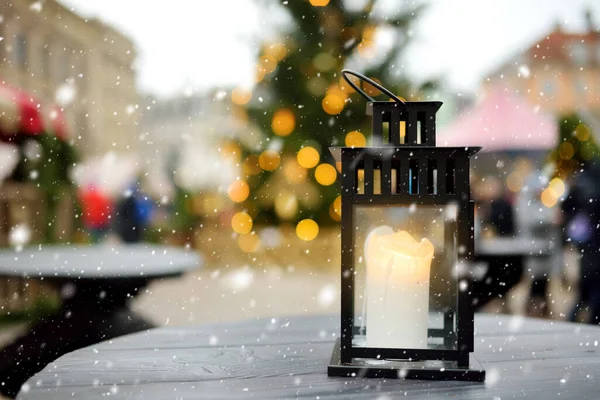 Linterna Como Decoración Una Mesa Madera Mercado Navideño Riga Letonia — Foto de Stock