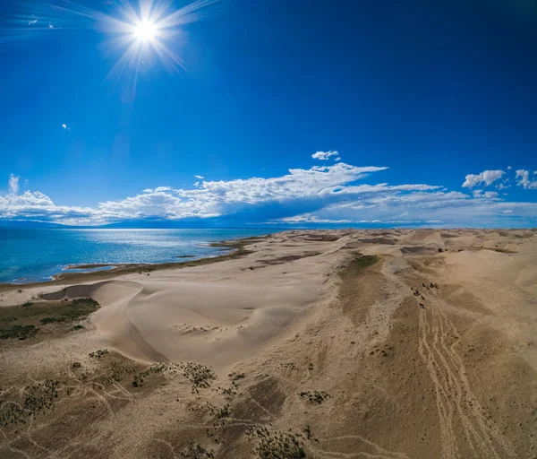 Mongol Els Dunas Areia Lago Durgen Nuur — Fotografia de Stock