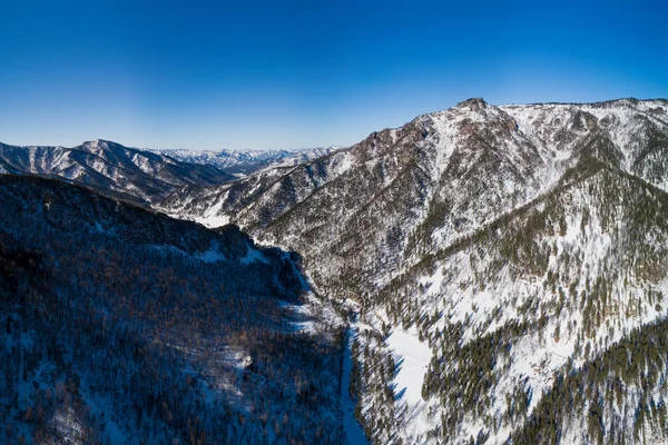 Pano aéreo de montaña de invierno . — Foto de Stock