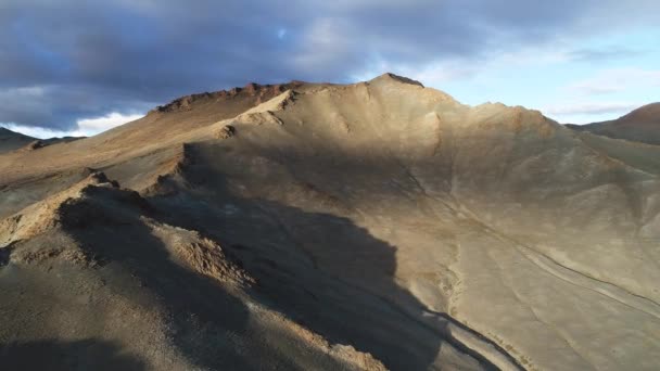 Luchtfoto Van Een Droog Berglandschap Mongolië Tolbonuur West Mongolië — Stockvideo