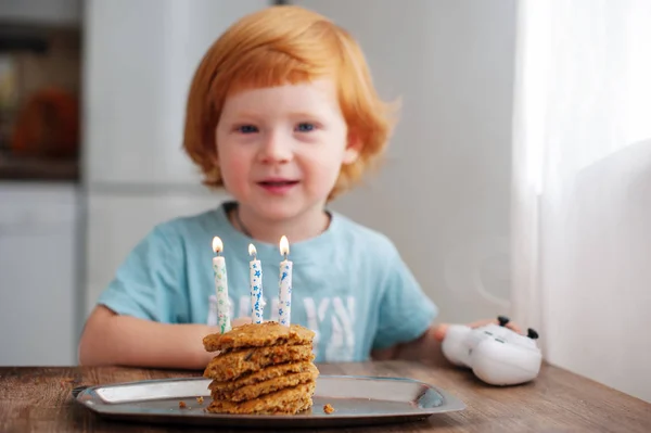 Compleanno Del Bambino Tre Candele — Foto Stock