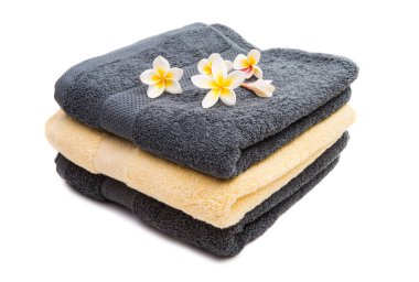 havlu izole üzerinde beyaz arka plan belirleme