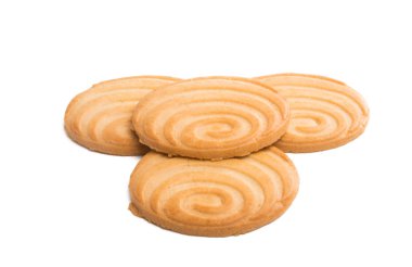 Beyaz arka plan üzerinde izole tereyağı bisküvi