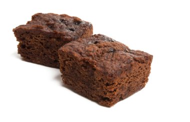 Beyaz arka plan üzerinde izole Amerikan çikolatalı brownie pasta