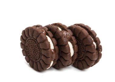 Beyaz arka plan üzerinde izole Kremalı Bisküviler sandviç