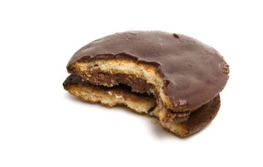 Beyaz arka plan üzerinde izole Çikolata kremalı bisküvi