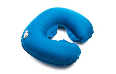 Beyaz arka plan üzerinde izole yol yastık