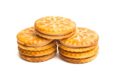 Beyaz arka plan üzerinde izole krema ile Çift Kişilik bisküvi