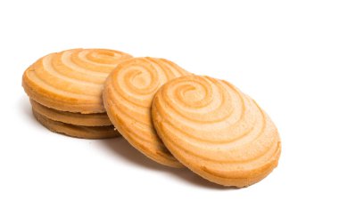 Beyaz arkaplanda tereyağlı kurabiye