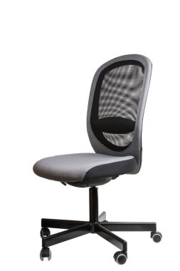 Ofis sandalyesi beyaz arkaplanda izole edildi