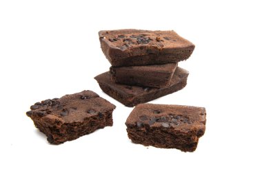 Beyaz arka plan üzerinde izole Amerikan brownie pasta