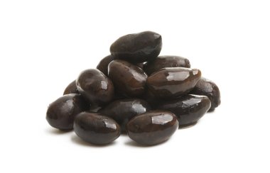 beyaz bir arka plan üzerinde izole büyük zeytin