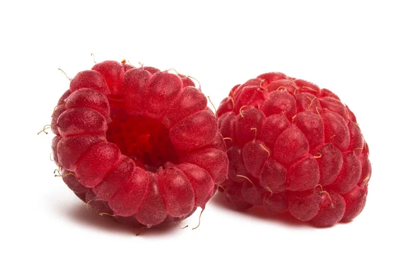 Reife Himbeeren Isoliert Auf Weißem Hintergrund — Stockfoto