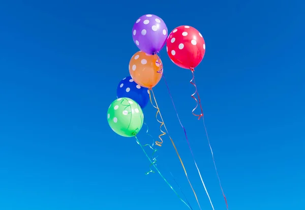 Palloncini Contro Cielo Blu — Foto Stock