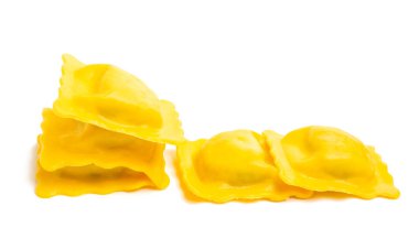 Beyaz arka plan üzerinde izole kare Mantı