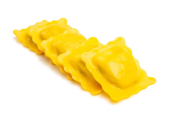 Vierkante Ravioli Geïsoleerd Witte Achtergrond — Stockfoto