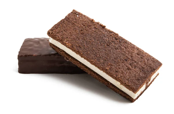 Chocolade biscuit met melk souffle geïsoleerd — Stockfoto