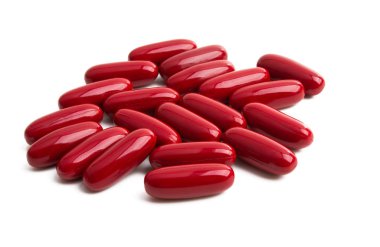 izole kırmızı kapsül 