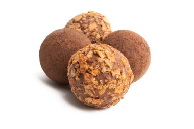 izole çikolata truffles 