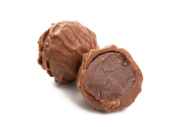 izole çikolata truffles 