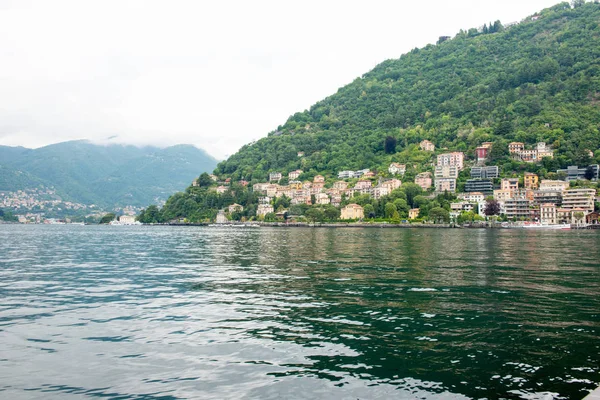 Paisagem do lago Como na primavera — Fotografia de Stock