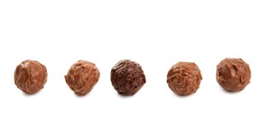 izole çikolata truffles
